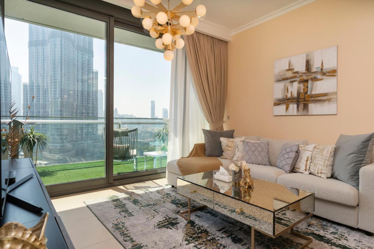 Prestige Living 1Br With Full Burj Khalifa View By Auberge Dubai Exteriör bild