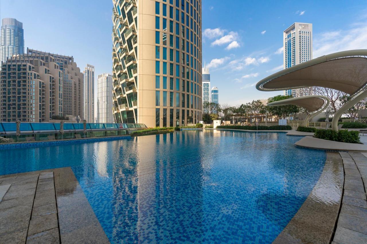 Prestige Living 1Br With Full Burj Khalifa View By Auberge Dubai Exteriör bild
