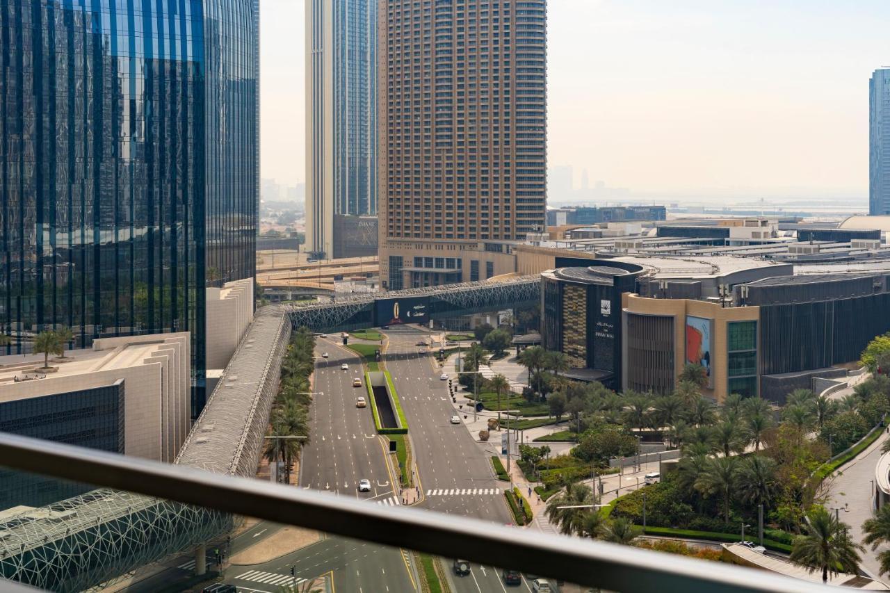 Prestige Living 1Br With Full Burj Khalifa View By Auberge Dubai Exteriör bild